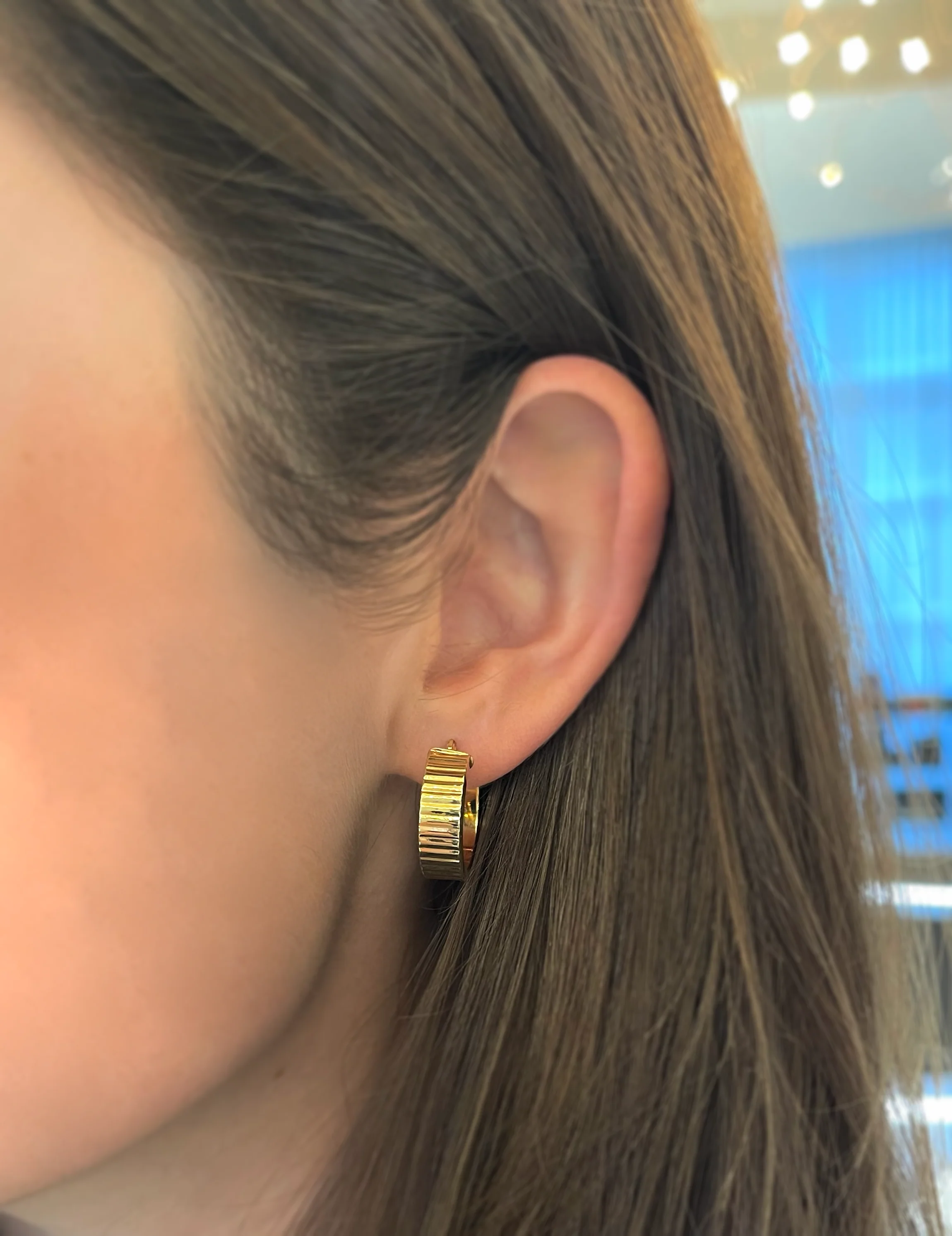 Brown & Co. 14k Yellow Gold Fluted Hoop Earrings - Image 2