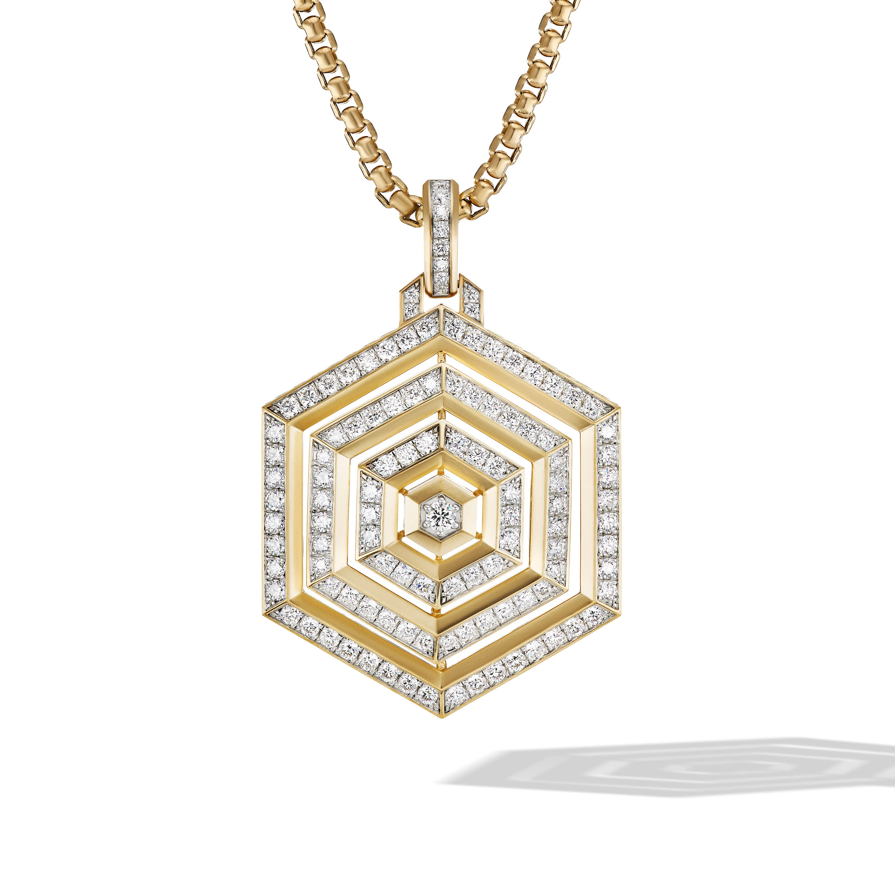 David Yurman Carlyle™ Pendant In 18k Yellow Gold With Diamonds, 44.5mm