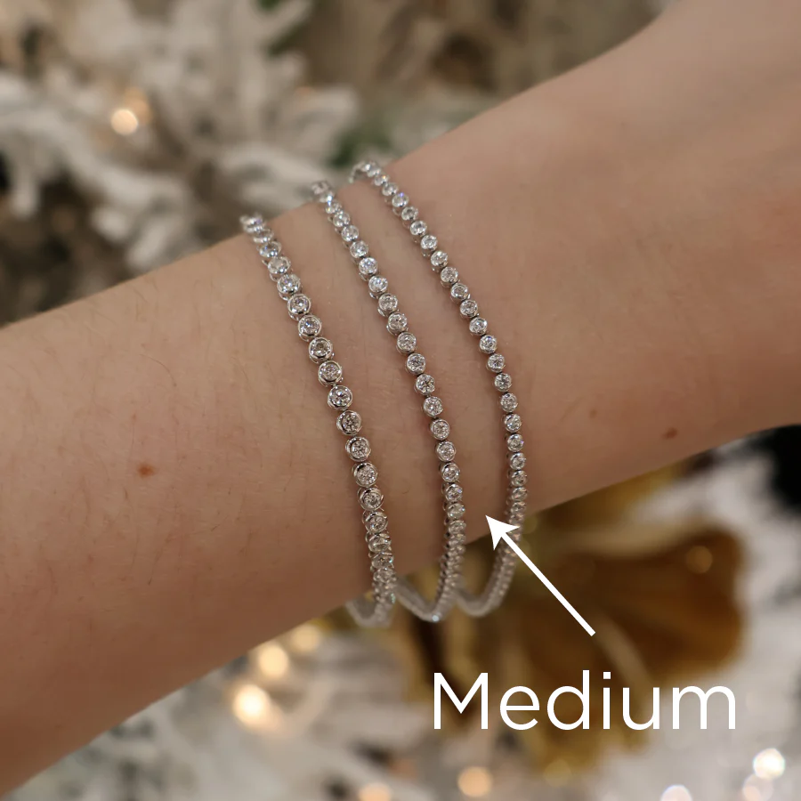 Memoire 18k White Gold Bezel Tennis Bracelet - Image 3