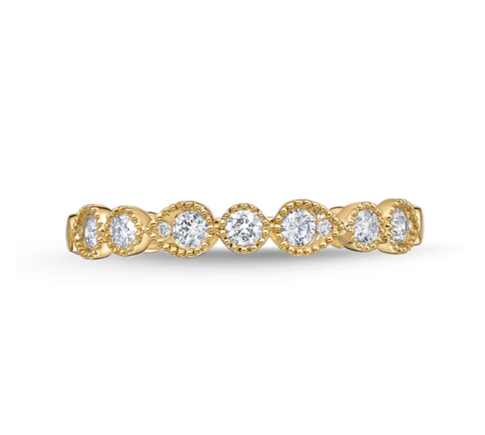 Memoire 18k Yellow Gold Vintage Pear And Round Band