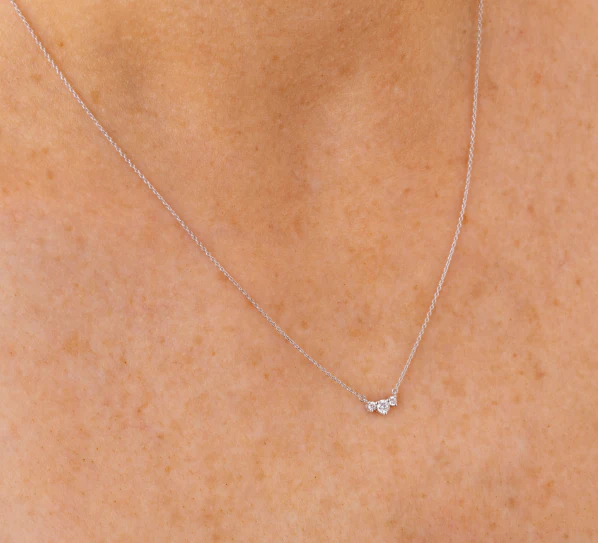 Memoire Small 18k White Gold Trinity Diamond Necklace - Image 2
