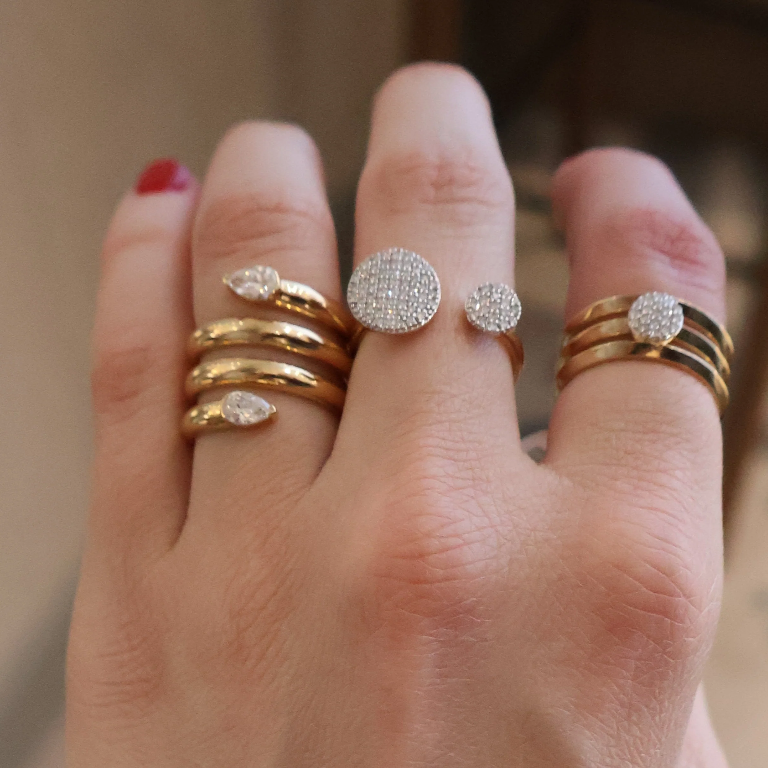 Phillips House 18k Yellow Gold One Of One Diamond Ring - Image 2