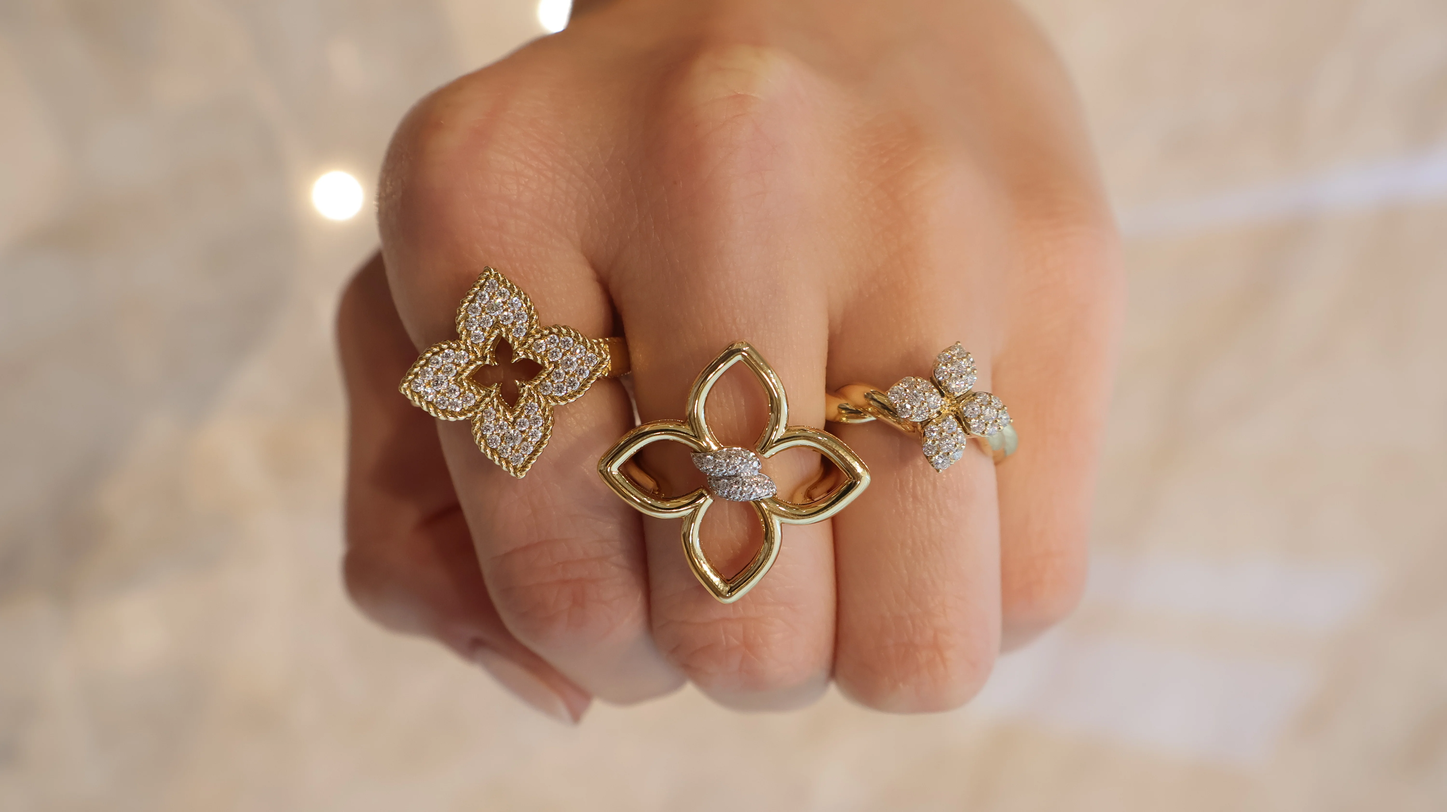 Roberto Coin 18k Yellow Gold Venetian Princess Diamond Ring - Image 3