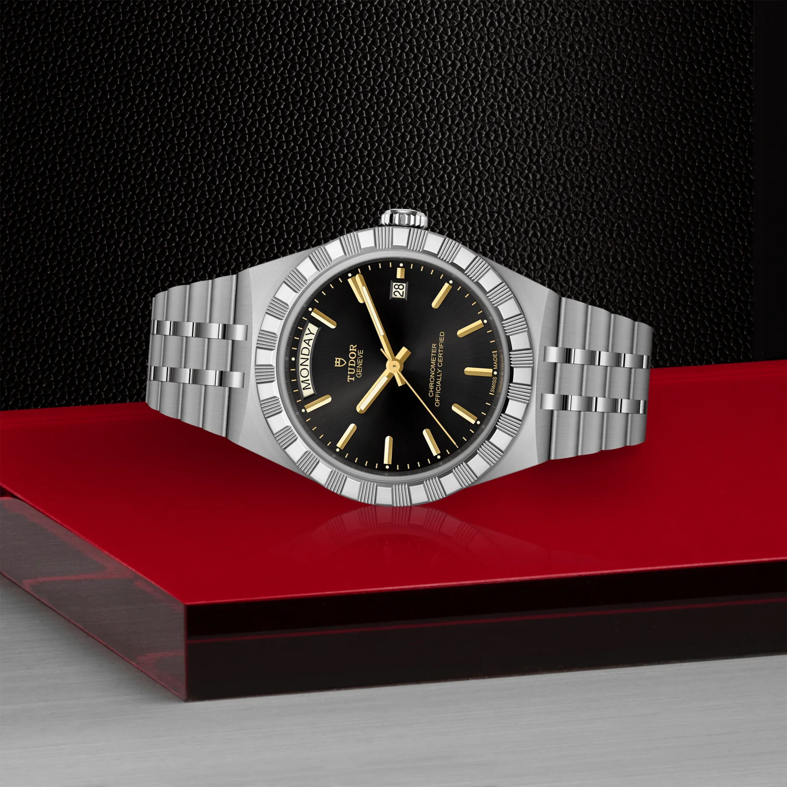 Royal - Image 3